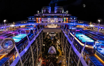 Oasis of the Seas night time