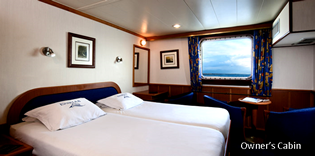 Isabela II Yacht Cabin