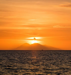 Flores Indonesia gay cruise