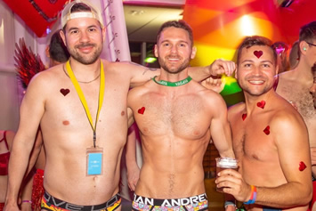 Valentines Day gay cruise