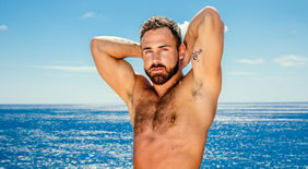 Single gay men cruise