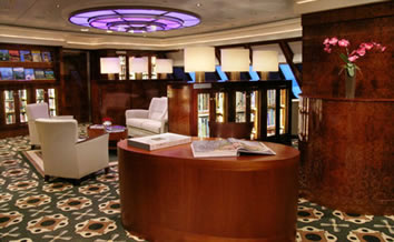 Transatlantic Crosing Gay Group Cruise on Queen Mary 2