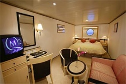 Queen Mary 2 Standard outside cabins