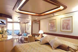 Queen Victoria Princess Suite cabin