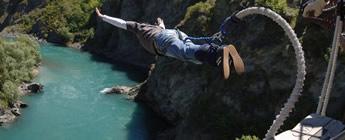 Queenstown bungy jumping