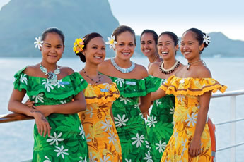 Lesbian Tahiti cruise 2016