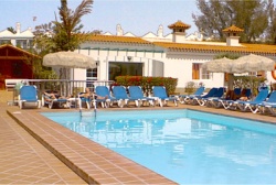 Exclusively gay men complex Villas Blancas 2 Gran Canaria