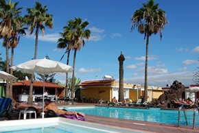 Exclusively gay men clothing optional Nayra Bungalows, Gran Canaria