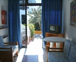 Tenesoya Bungalows - gay men only resort Playa del Ingles