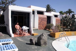 Playa del Ingles Exclusively gay clothing optional Tenesoya Bungalows