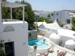 Carbonaki Mykonos gay friendly hotel