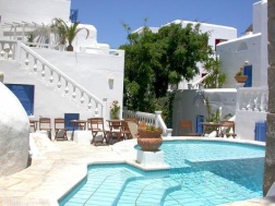 Mykonos gay friendly hotel Carbonaki