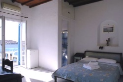 Mykonos gay hotel Carrop Tree