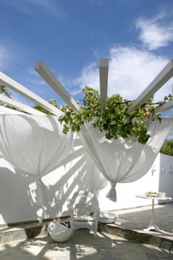 Mykonos exclusively gay villa Geranium Residence