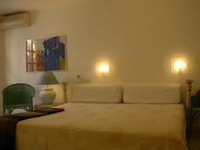 Mykonos exclusively gay hotel Geranium Residence