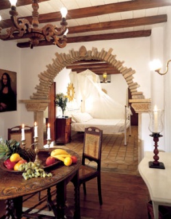 Mykonos gay friendly hotel Kivotos Club