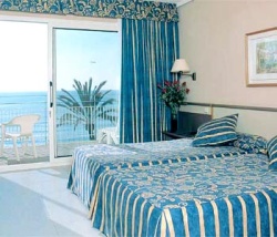 Sitges gay holiday accommodation Hotel Calipolis