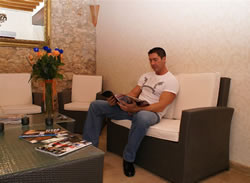 Exclusively Gay Hotel Parrots Sitges