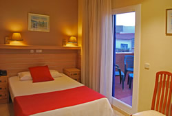 Gay friendly Picadilly Sitges hotel