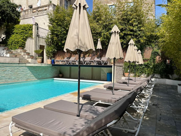 Cinq & Sept Gay Resort pool