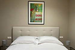 Cinq & Sept Gay Resort Serene Room