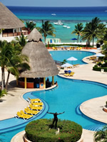 All-Inclusive gay resort week in Grand Coco Bay, Mexico