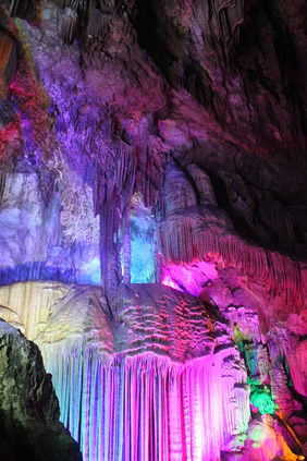 Guilin Gay tour - cave