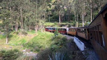 Ecuador gay tour - Devil’s Nose train