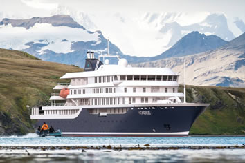 Antarctica gay cruise on mv Hondius