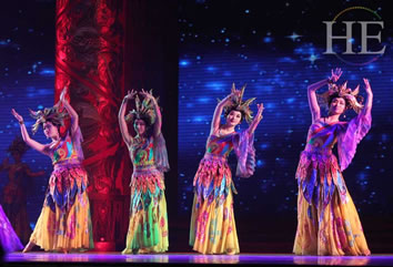 China Gay Tour - dancers