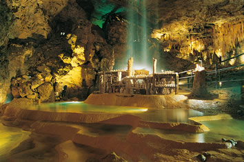 Dordogne Caves Gay Tour