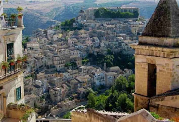 Hanns Ebensten Gay Men's Tour to Sicily