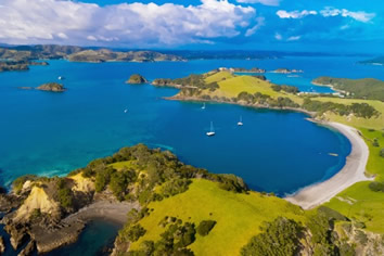 New Zealand Bay of Islands gay tour