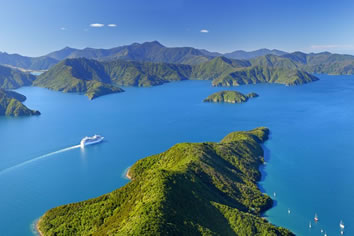 Marlborough Sounds New Zealand gay tour