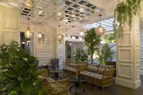 ICON Wipton Hotel by Petit Palace