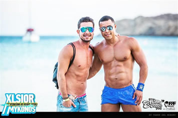 XLSior Mykonos gay trip