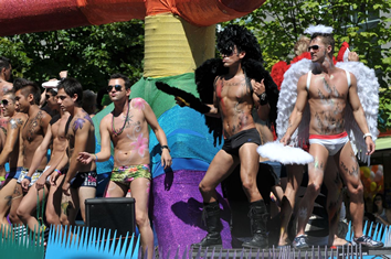 Steele Luxury Travel Israel and Tel Aviv Gay Pride Tour