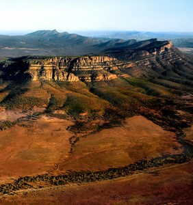 South Australia gay tour - Wilpena Pound
