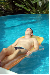 Zoom Vacations exclusively Gay tour to Costa Rica