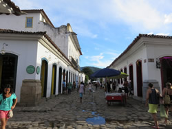 Colonial Paraty gay tour