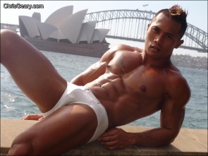 Sydney Gay Travel Experience